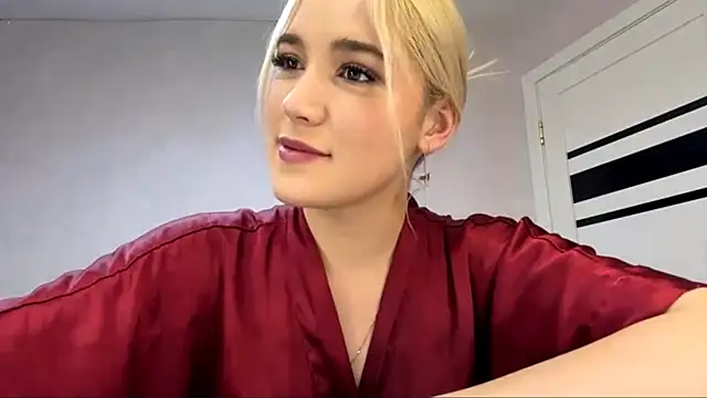 MerryVideo online show from April 21, 2026, 2:26 am