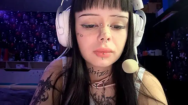 Luna Sohotti online show from February 26, 2026, 3:11 pm