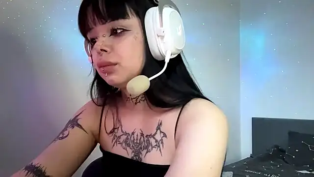 Luna Sohotti online show from April 1, 2026, 3:20 pm