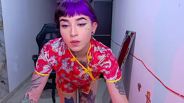 nova kitttyy online show from April 17, 2026, 5:10 am