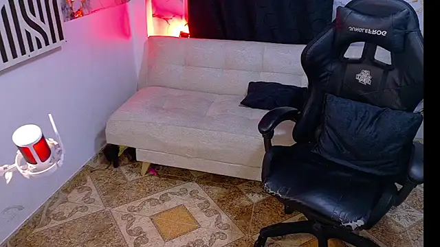 nova kitttyy online show from July 17, 2026, 3:02 am