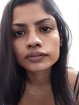 Colleage-girl online show from April 6, 2026, 2:40 pm