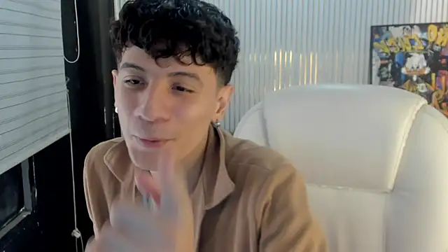 Snapshot of Angel_St1 chatting on April 10, 2026, 4:44 pm Angel St1 online show from April 10, 2026, 4:44 pm