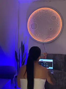 Snapshot of MegannNoireX chatting on March 23, 2026, 12:36 am MegannNoireX online show from March 23, 2026, 12:36 am
