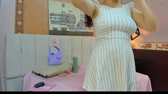 ChloeBernard online show from March 3, 2026, 12:22 pm