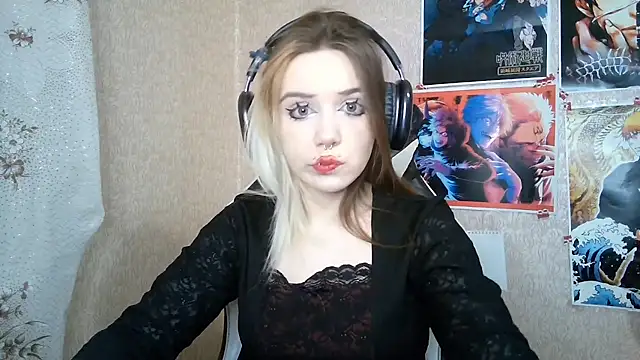 MilaTyan online show from March 29, 2026, 5:13 pm