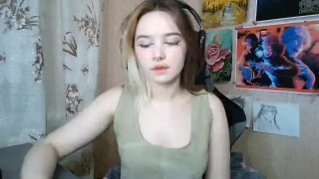 Snapshot of MilaTyan chatting on April 26, 2026, 5:32 pm MilaTyan online show from April 26, 2026, 5:32 pm