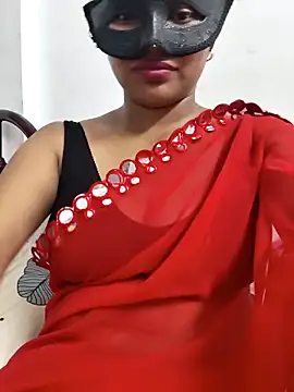 Cute-aryaa online show from April 20, 2026, 4:21 pm