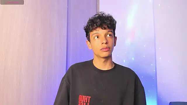 Maxfrost1 online show from March 10, 2026, 10:59 pm