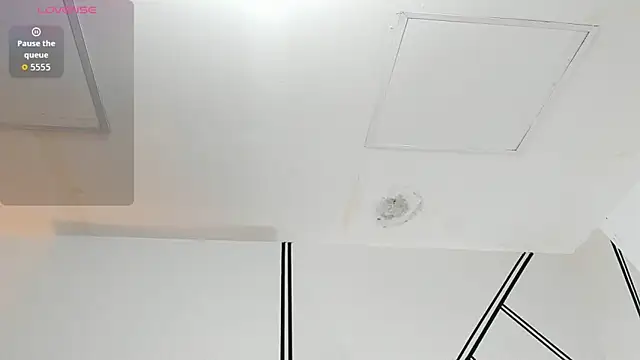 evangeline valencia online show from February 26, 2026, 7:35 pm