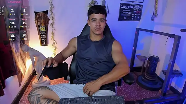 Rob zaens33 online show from April 22, 2026, 2:40 pm