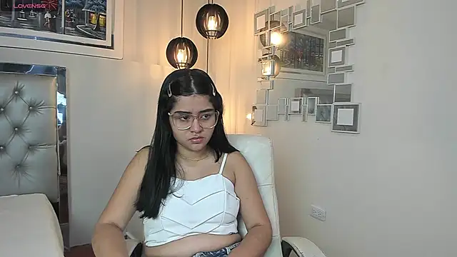 mila quin online show from May 31, 2026, 12:12 pm
