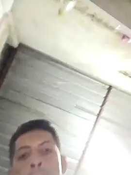 Snapshot of Isma123_bo chatting on March 7, 2026, 1:35 am Isma123 bo online show from March 7, 2026, 1:35 am