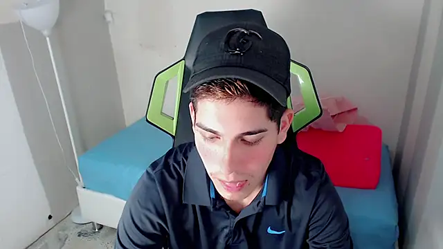 Bby cash  online show from February 18, 2026, 8:49 pm