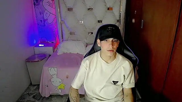 Bby cash  online show from February 25, 2026, 8:51 pm