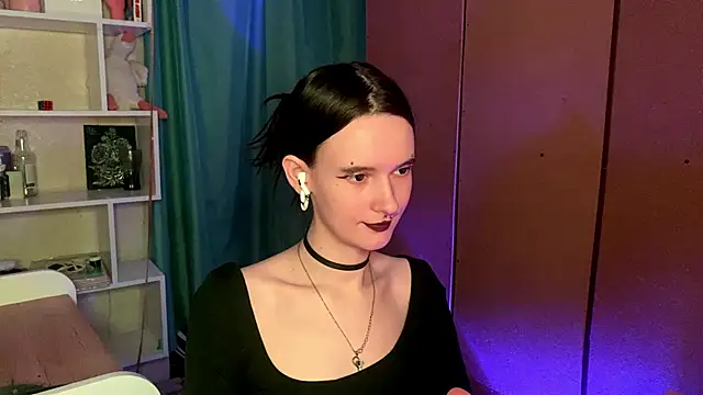 MabelDefina online show from March 14, 2026, 1:05 pm