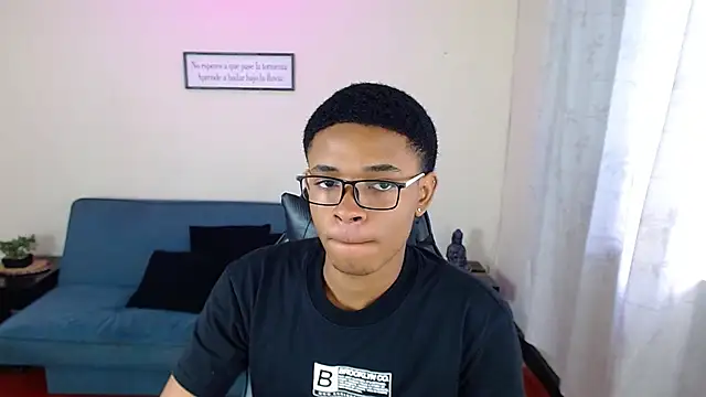 liiam3 online show from February 19, 2026, 9:11 pm