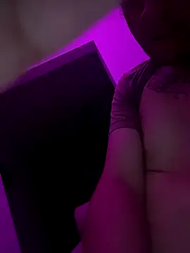 Escalante23 online show from September 28, 2025, 8:20 am