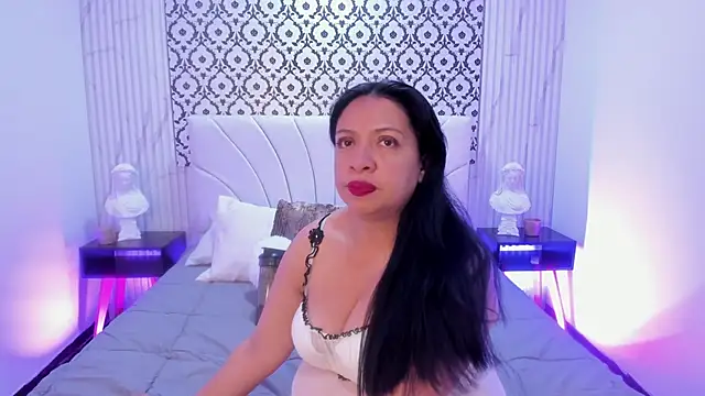 Renatta Milly online show from February 19, 2026, 3:13 am