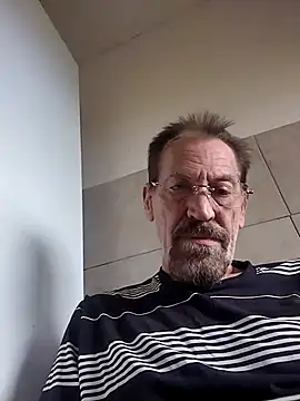Snapshot of Costy601 chatting on May 12, 2026, 12:13 pm Costy601 online show from May 12, 2026, 12:13 pm