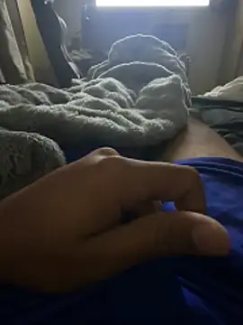 kakarot241515 online show from April 22, 2026, 4:04 am