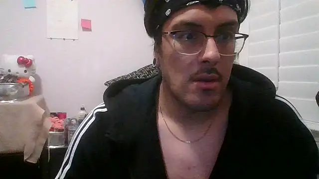 Snapshot of SloppyPapi777 chatting on February 19, 2026, 1:40 pm SloppyPapi777 online show from February 19, 2026, 1:40 pm
