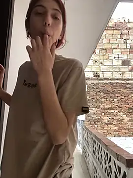 Maraia pink18 online show from March 8, 2026, 6:55 pm