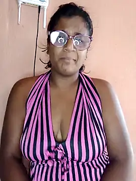 indianstrawberrylips4u online show from March 12, 2026, 5:02 am