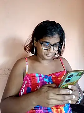 indianstrawberrylips4u online show from March 31, 2026, 4:57 am