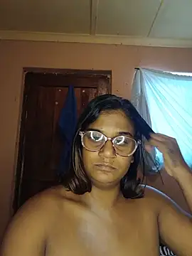 Snapshot of indianstrawberrylips4u chatting on June 3, 2026, 6:05 am indianstrawberrylips4u online show from June 3, 2026, 6:05 am