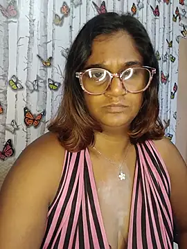 indianstrawberrylips4u online show from June 16, 2026, 5:54 am