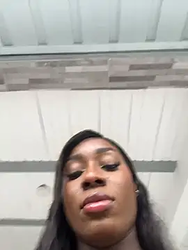 ZarahFerreira online show from February 28, 2026, 10:22 pm