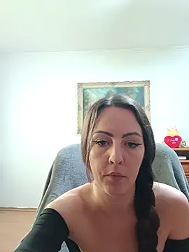 lolycutey online show from February 24, 2026, 12:58 pm