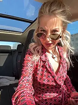 LisaMurr online show from April 2, 2026, 12:03 pm