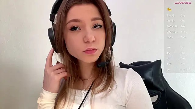 aera elese online show from February 19, 2026, 8:43 am