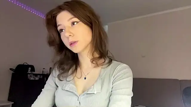 Snapshot of aera_elese chatting on May 27, 2026, 12:13 pm aera elese online show from May 27, 2026, 12:13 pm