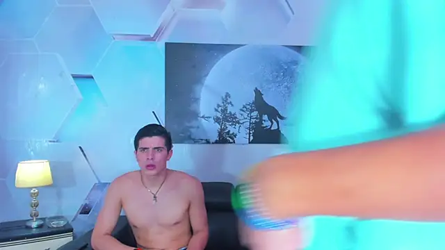 Spicy guys online show from April 19, 2026, 8:11 pm