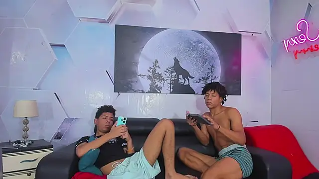 Spicy guys online show from April 20, 2026, 1:25 pm