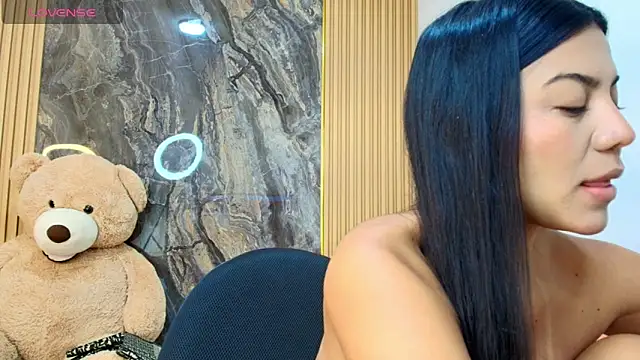 scarlett lumi online show from March 5, 2026, 10:55 am