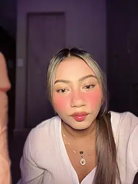 Dulce Sofi  online show from March 22, 2026, 7:50 pm