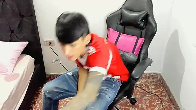 BOY-767 online show from April 21, 2026, 9:17 pm