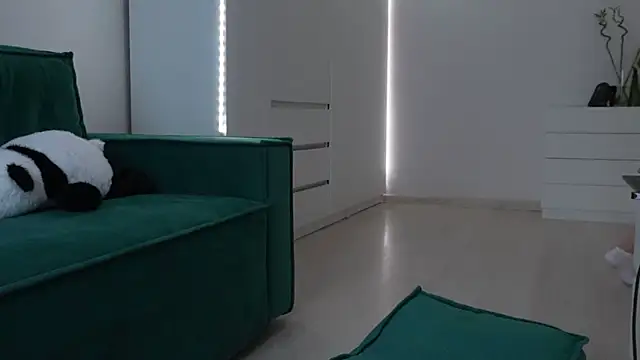 Snapshot of monnymoonn chatting on August 8, 2026, 9:55 am monnymoonn online show from August 8, 2026, 9:55 am