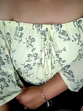 SEXY COLLEGE GIRL9 online show from March 5, 2026, 3:08 pm