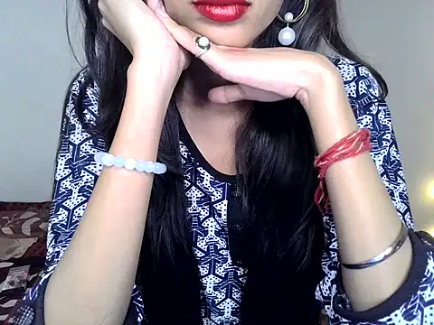 SIKSHA SINGH online show from April 16, 2026, 11:51 pm