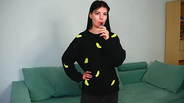 Snapshot of SongPinc chatting on March 4, 2026, 6:52 am SongPinc online show from March 4, 2026, 6:52 am