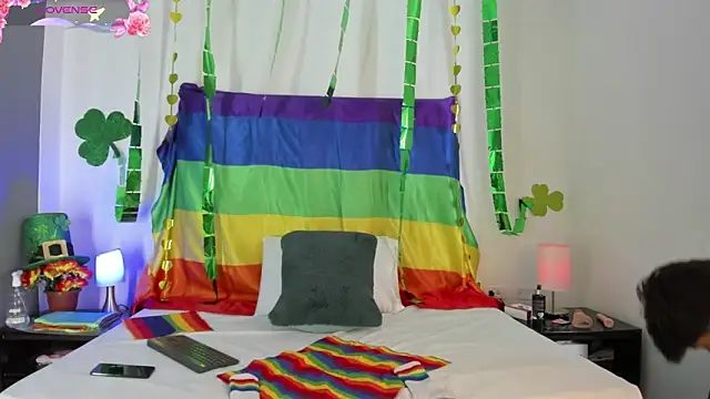 Angel Lux online show from March 3, 2026, 8:59 pm