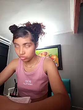 MeMore 44 online show from February 26, 2026, 4:44 am