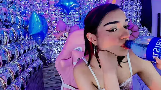 lala cherry online show from April 21, 2026, 1:42 am