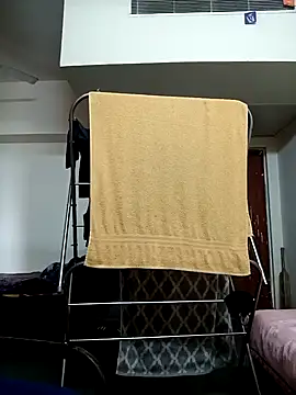 peanutbutteater online show from March 31, 2026, 8:15 am