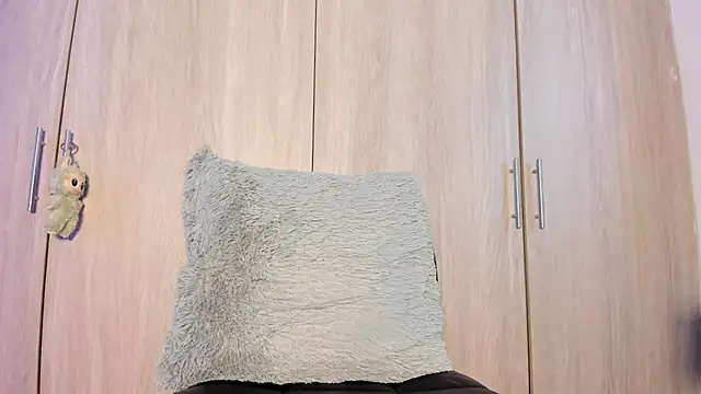 sweetveronicalodge online show from April 21, 2026, 2:01 pm